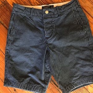 Men’s pin stripped shorts